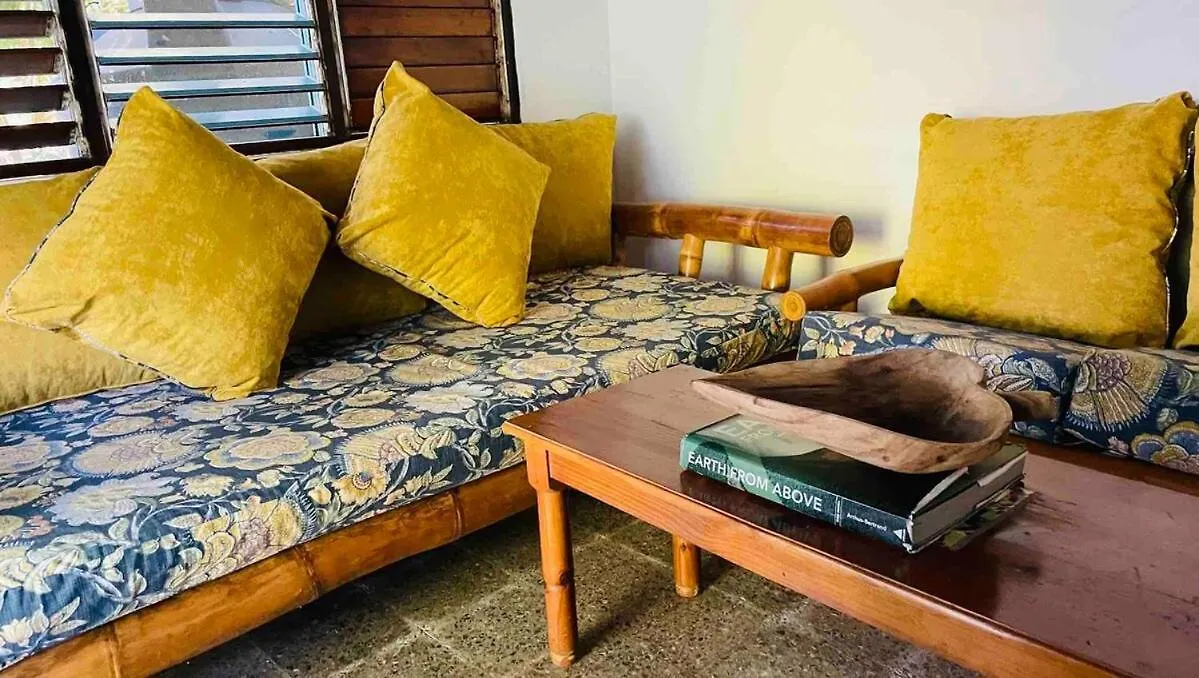 Villa Garden House Negril - Ocean & Garden View Getaway